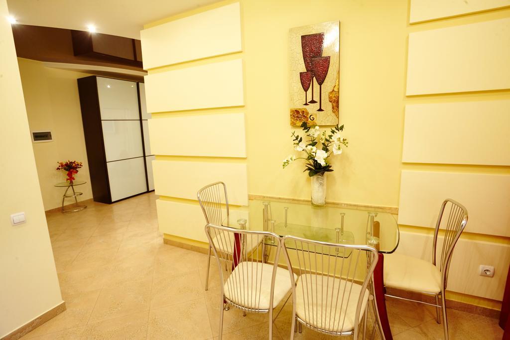 Luxury Apartment In New Building Κισινάου Εξωτερικό φωτογραφία